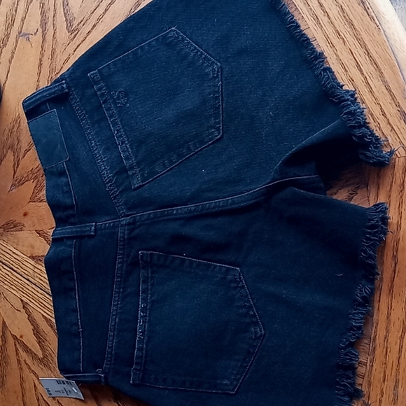 Aeropostale aero distressed retro vintage highwaisted black jean shorts NEW NWT - Picture 7 of 7
